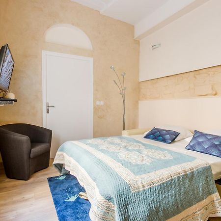 Apartamento Marais Saint Paul Ecouffes With Ac París Exterior foto
